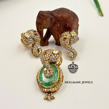 CENTIPEDE SHAPDE chain and  Elephant pendent with stud