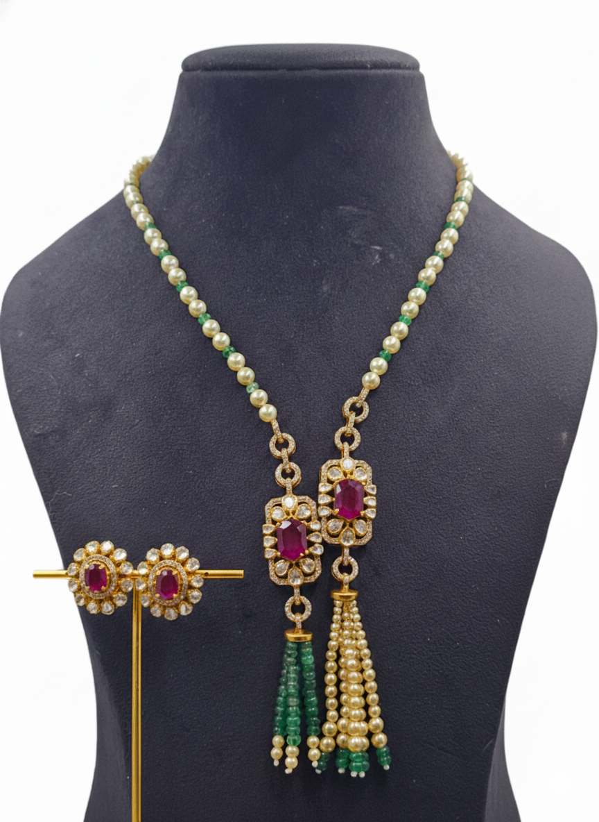 Neckless With Earrings